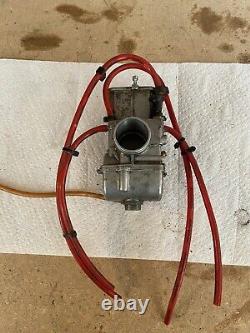 FLAT SLIDE MIKUNI CARBURETOR Don't Know Much About It. Has Top Oval Part Shown